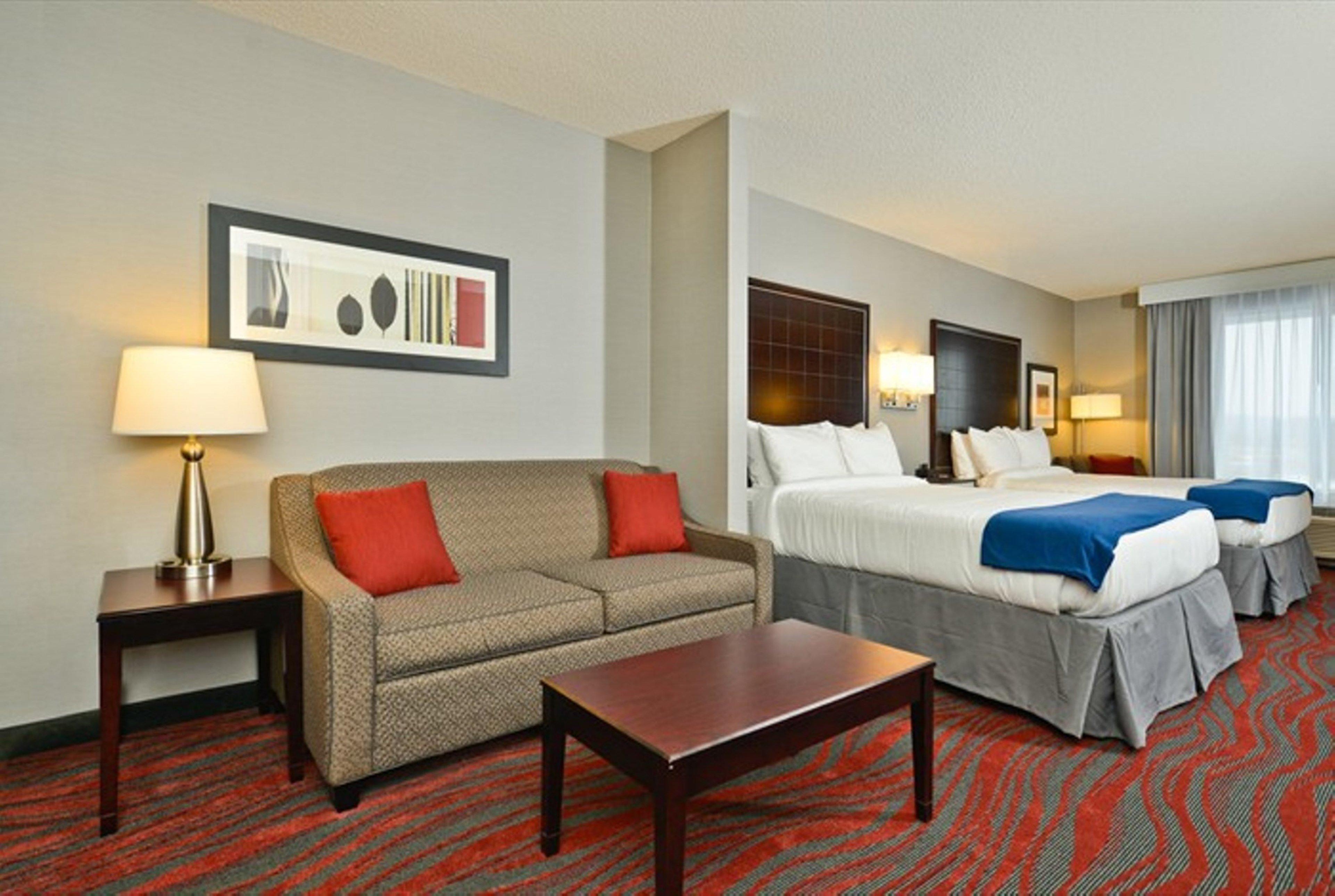 Holiday Inn Express & Suites Utica By Ihg Exteriör bild